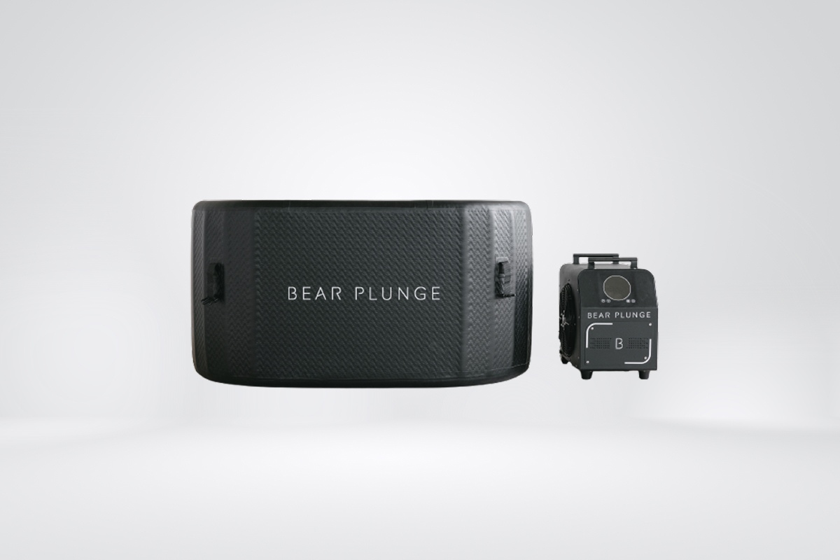 Bear Plunge Oval Tub with Pro Chiller